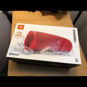 JBL speaker charge 4